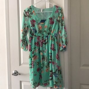 🚫sold🚫 Pink Blush Floral Maternity Dress